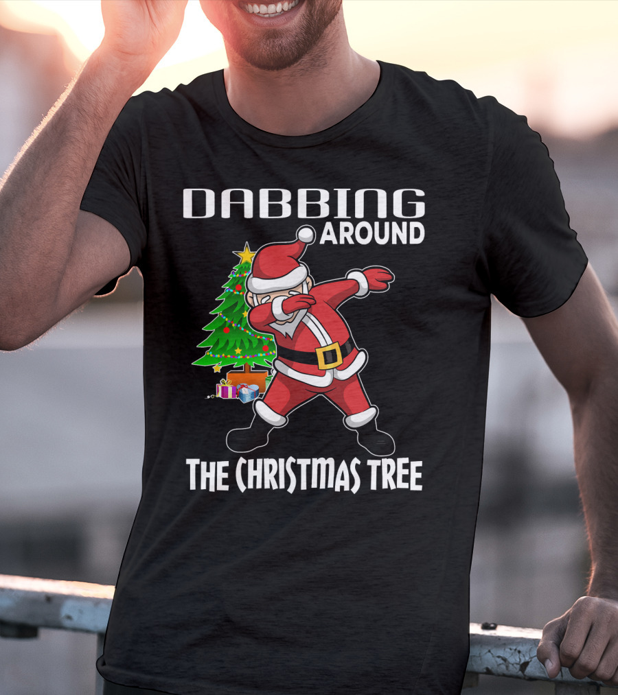 Dabbing Around The Christmas Tree Santa Claus With Presents T-Shirt