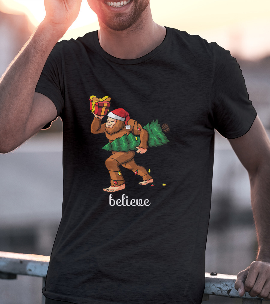Believe Bigfoot Christmas Tree Sasquatch Santa Hat Gift T-Shirt