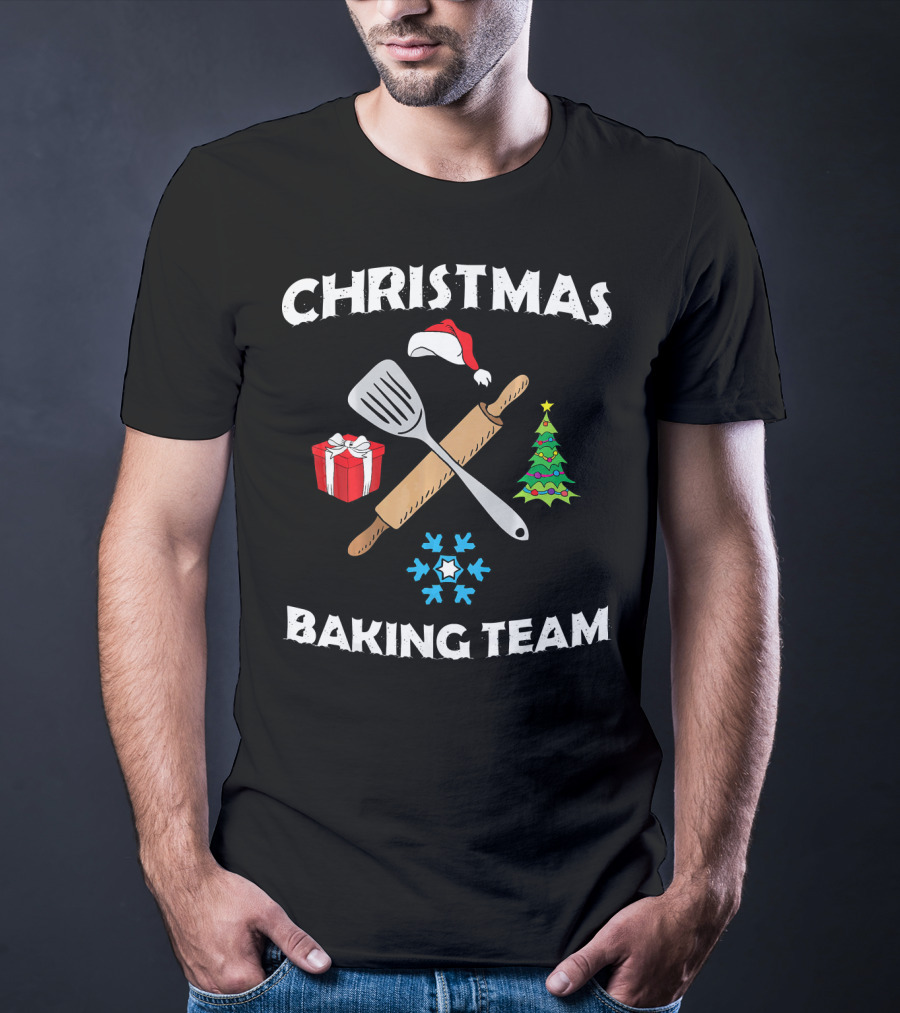Christmas Baking Team Santa Hat Spatula Rolling Pin Tree Gift Snowflakes T-Shirt
