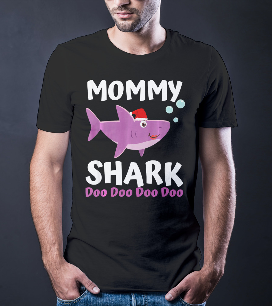 Mommy Shark Doo Doo Doo Doo Christmas Mommy Shark T-Shirt