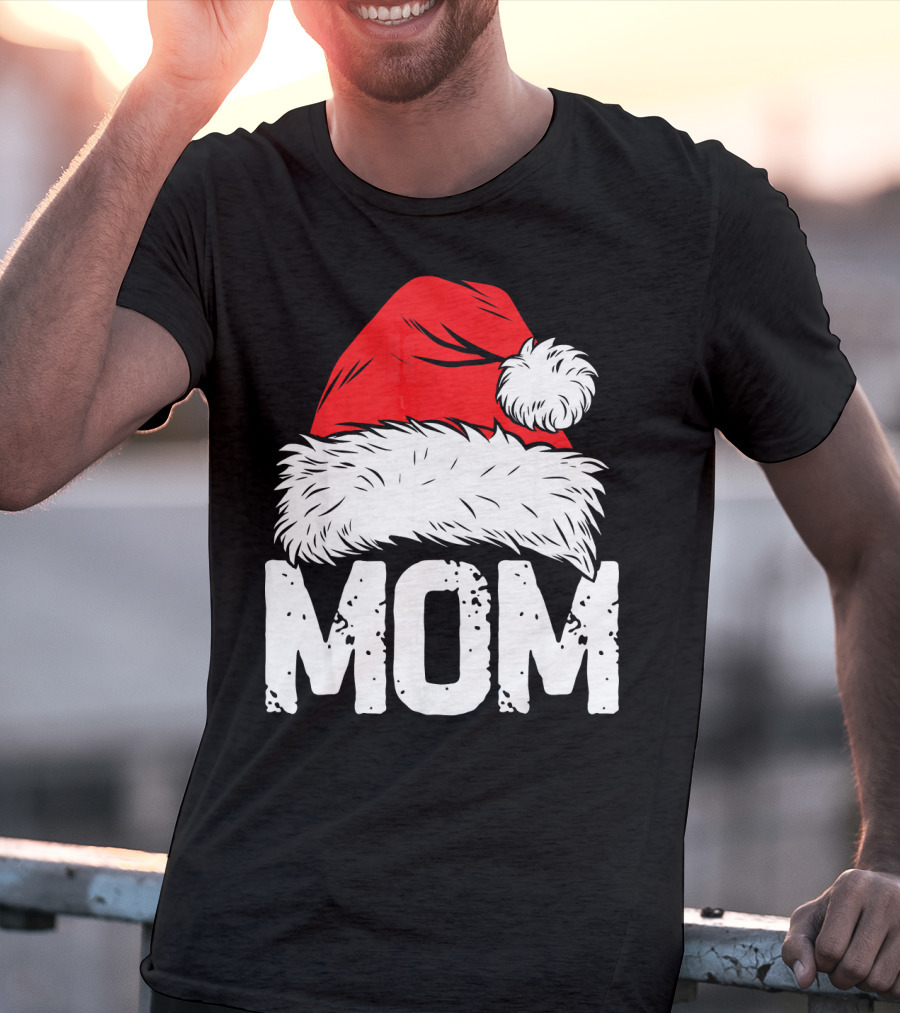 Mom Christmas Santa Hat Family Match T-Shirt