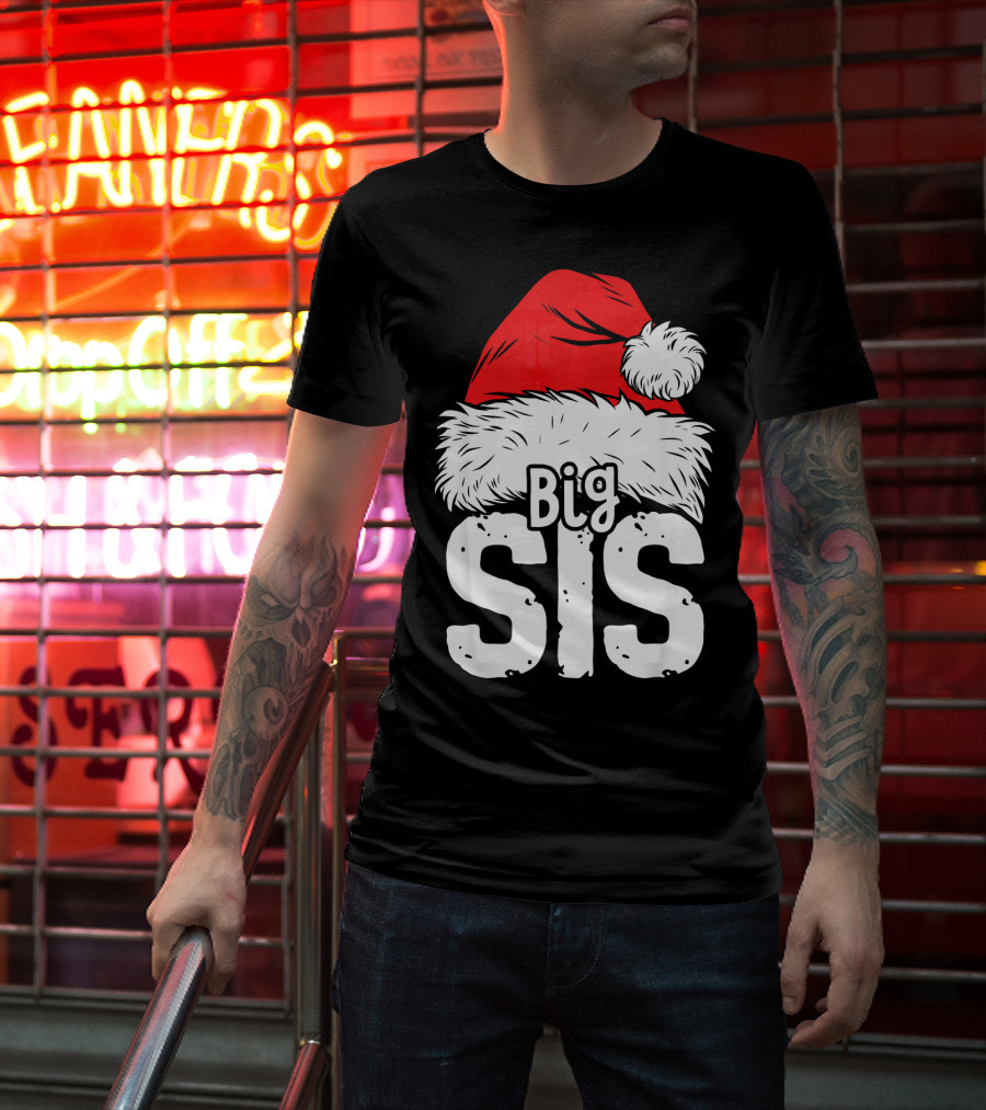 Big Sis Christmas Santa Hat Family T-Shirt