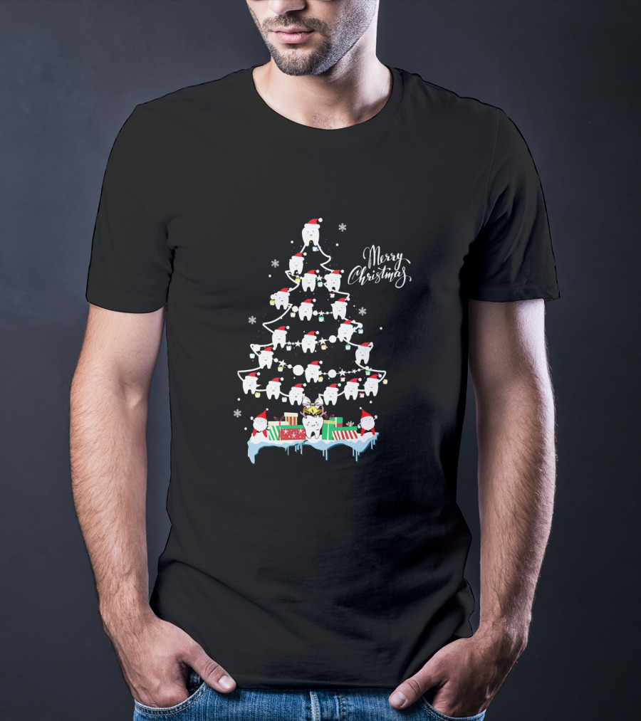 Merry Christmas Funny Teeth Santa Hats Tree T-Shirt