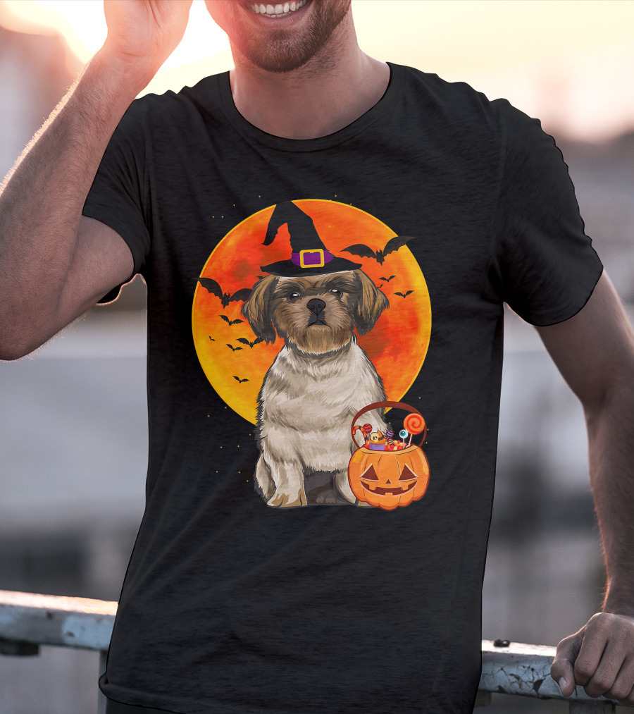 Shih Tzu Dog Halloween Jack O Lantern Pumpkin With Bats And Witch Hat T-Shirt