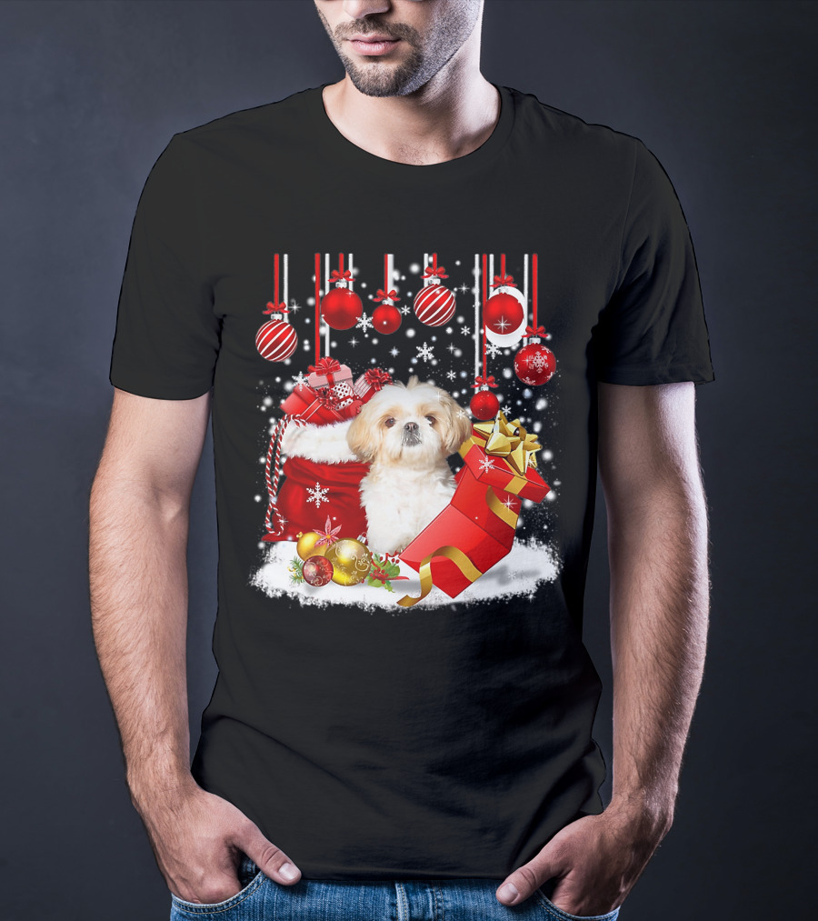 Shih Tzu Christmas Holiday Decorations With Dog And Festive Snow Ornaments T-Shirt