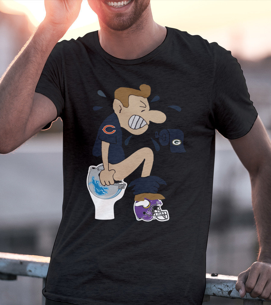 Chicago Bears Fan Humor Rival Teams Toilet Cartoon T-Shirt